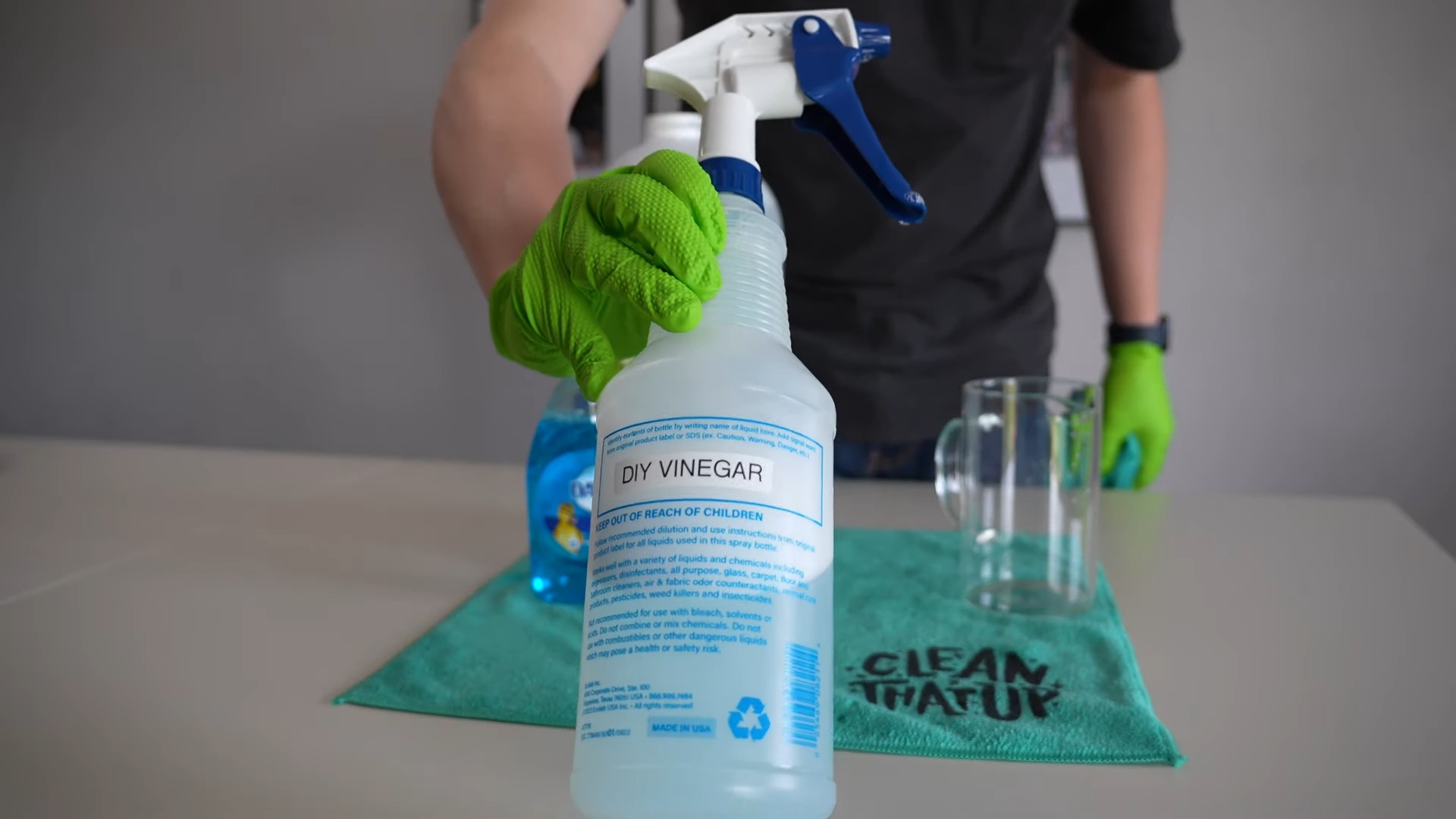 Vinegar cleaning recipes DIY