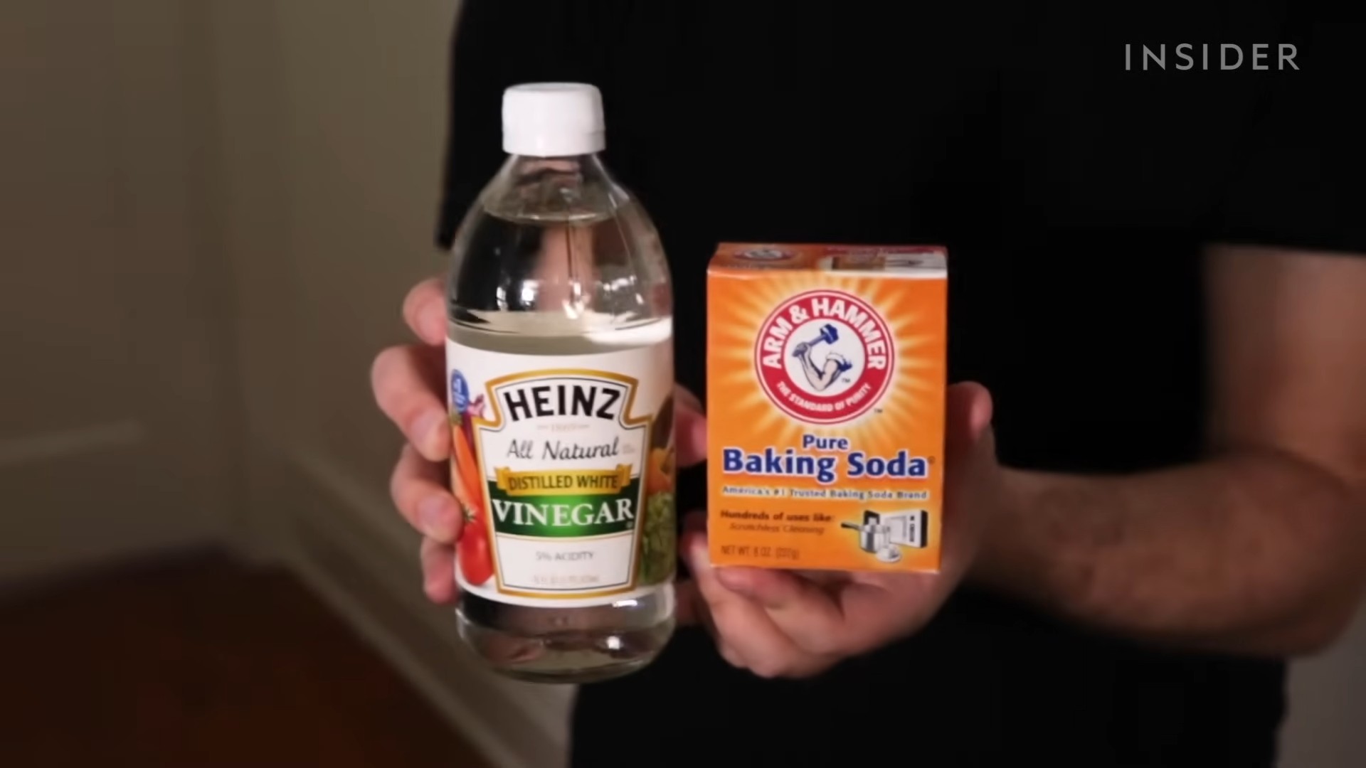 Oven cleaning vinegar baking soda